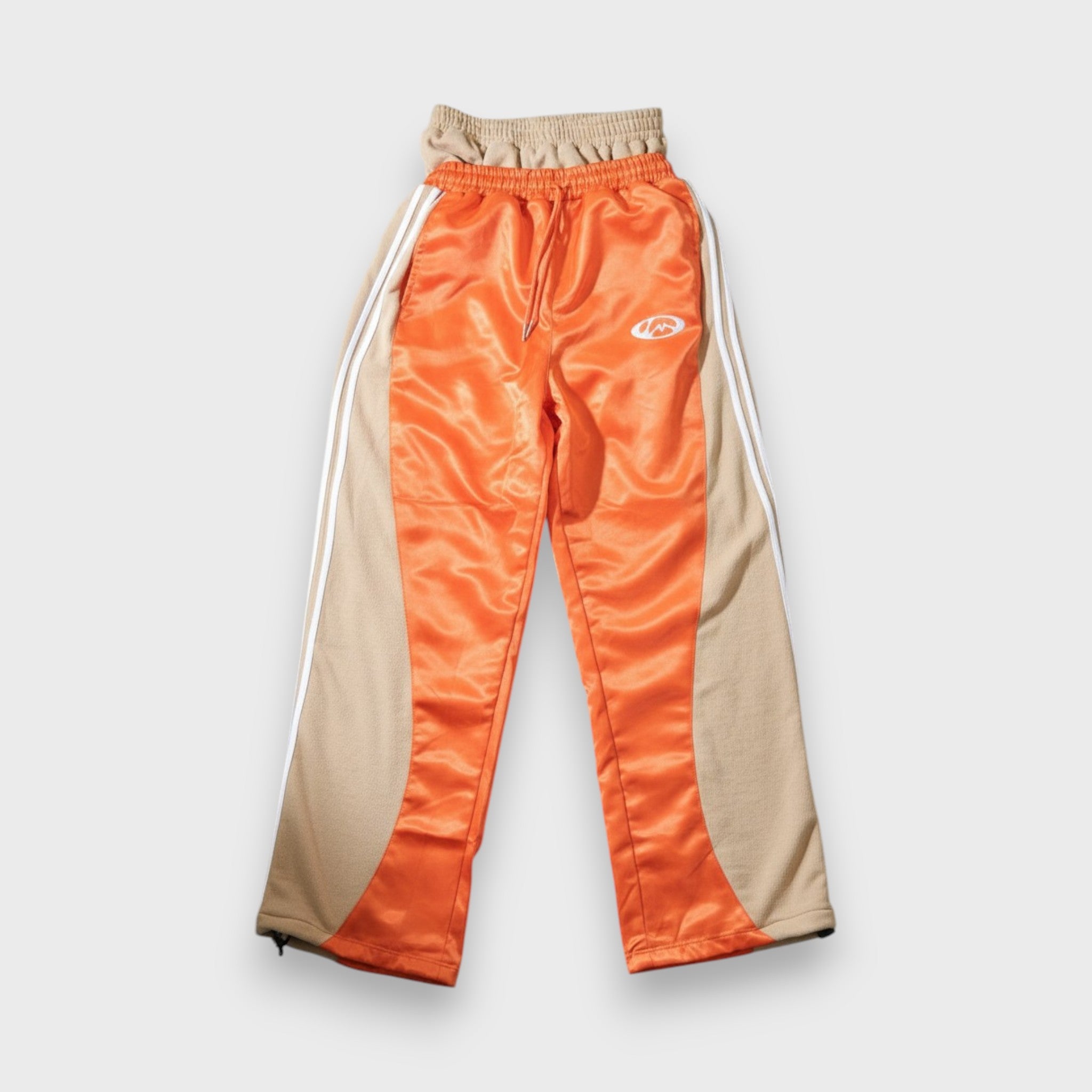 Molino Warm-Up black nylon pants front view